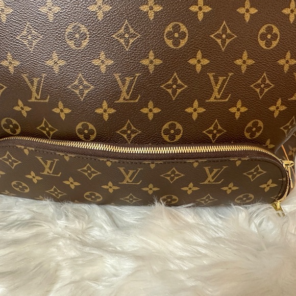 💎✨Authentic✨💎 louis Vuitton Canvass monogram Evasion hand carry travel - Picture 6 of 13